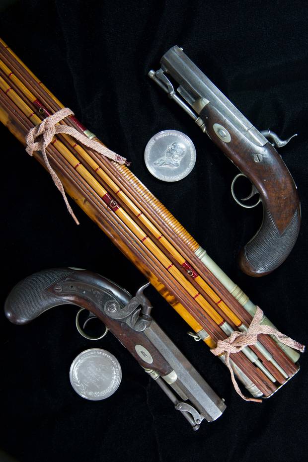 Krider packrod and pistols (photo: Steve Woit). Krider packrod and pistols
