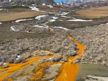 Alaska - Brooks Range - Rivers turning orange due to permafrost melt